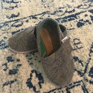 Toms Gray Herringbone Toddler Size 8 Shoes